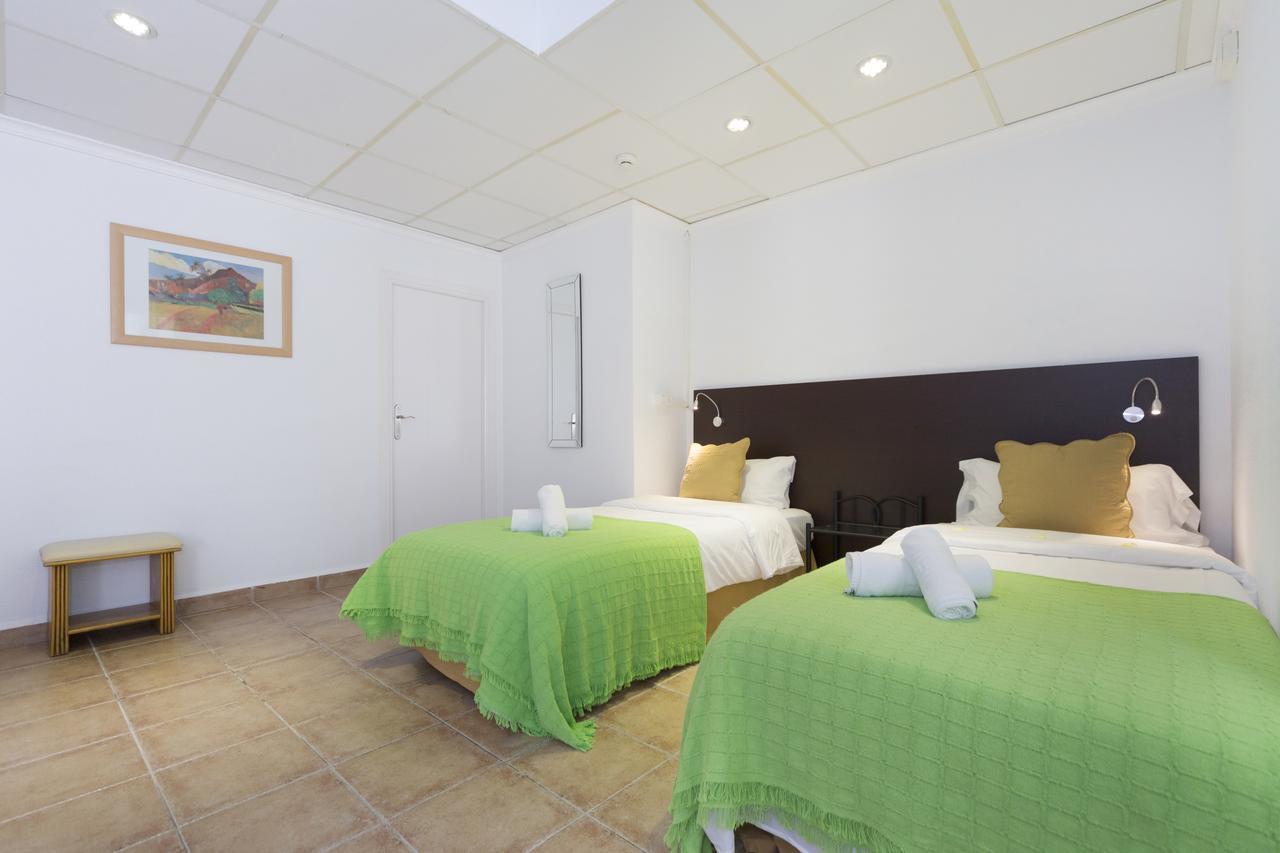 Aparthotel Carrio Sol - Monty'S Calp Zimmer foto