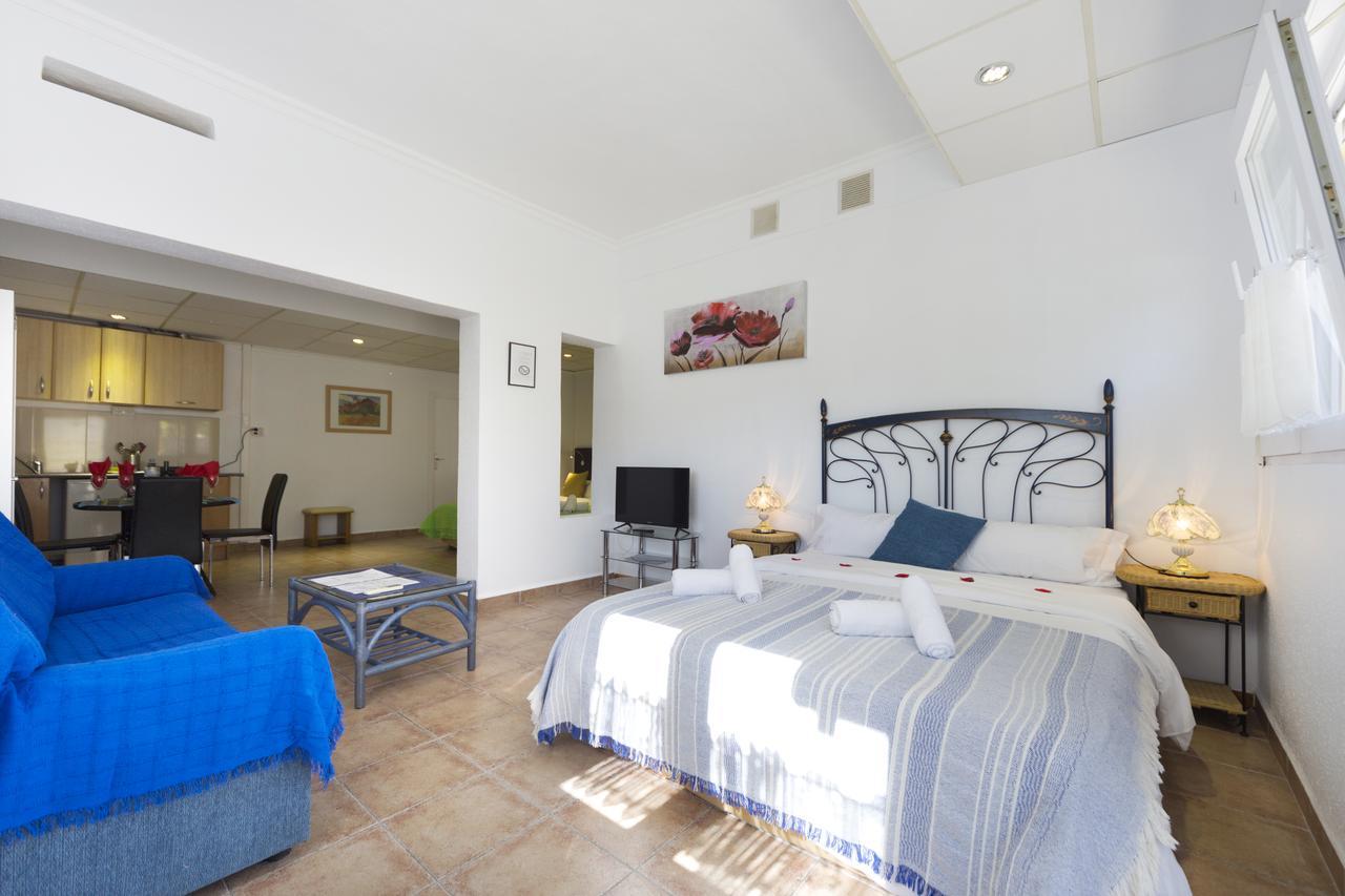 Aparthotel Carrio Sol - Monty'S Calp Zimmer foto