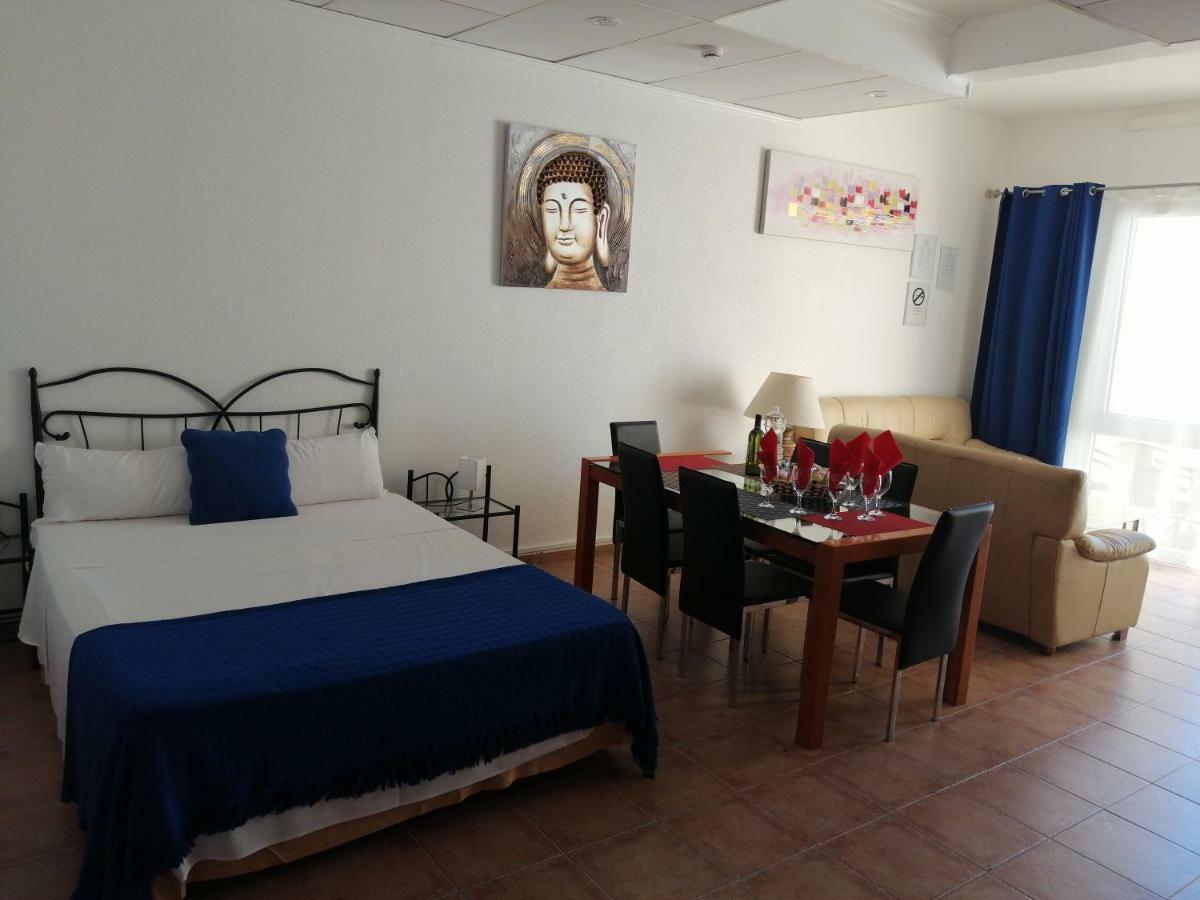Aparthotel Carrio Sol - Monty'S Calp Zimmer foto